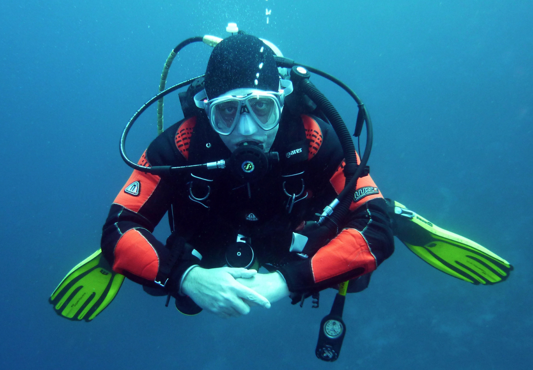 full gear scuba diving